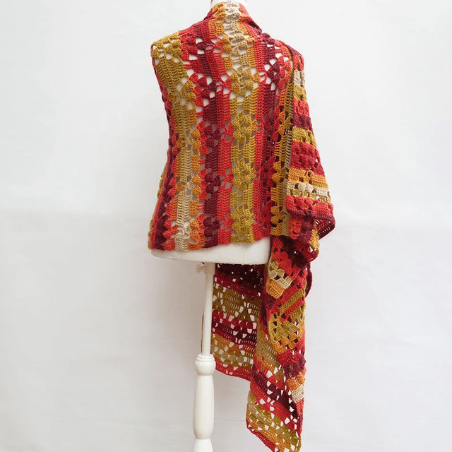 Lace Stola